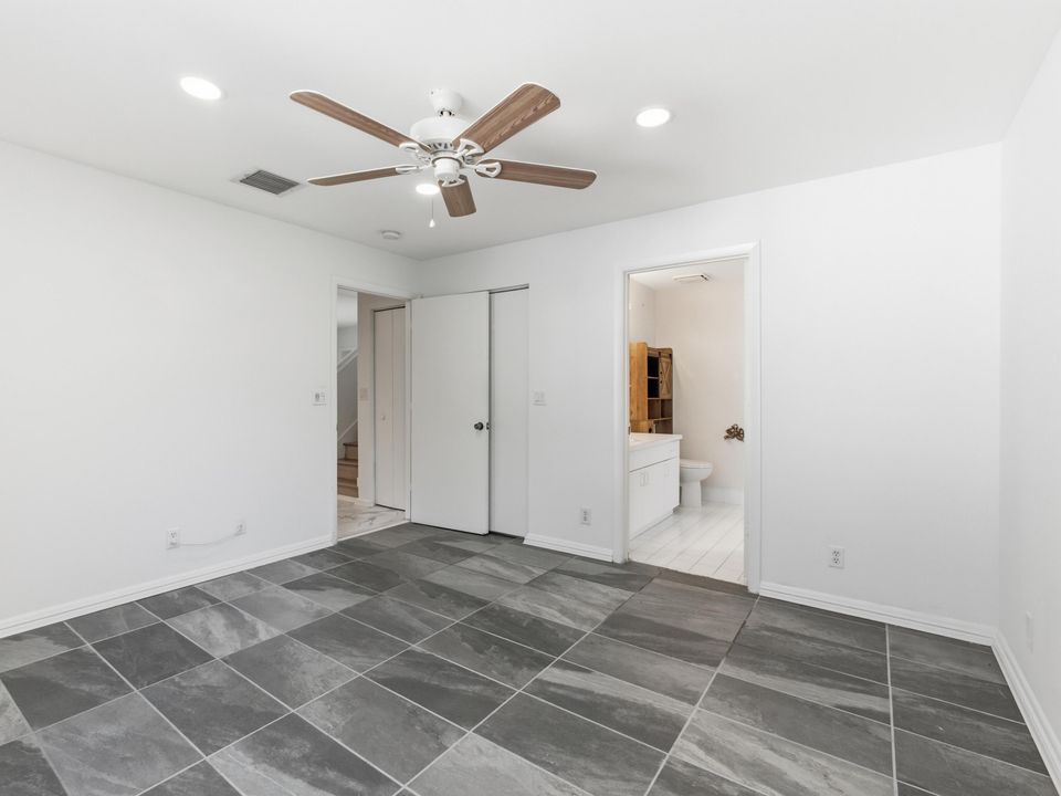 En Venta: $499,900 (3 camas, 2 baños, 1397 Pies cuadrados)