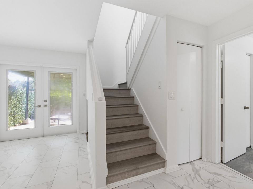 En Venta: $499,900 (3 camas, 2 baños, 1397 Pies cuadrados)