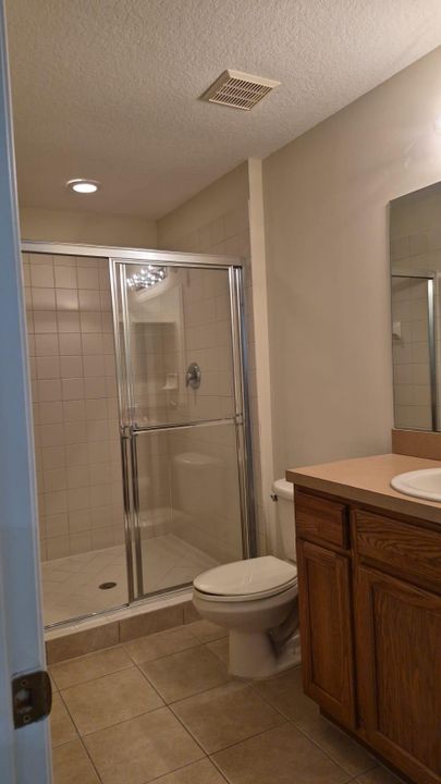 En Venta: $355,000 (3 camas, 2 baños, 1316 Pies cuadrados)