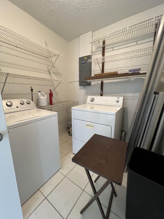 En Renta: $1,900 (2 camas, 1 baños, 800 Pies cuadrados)