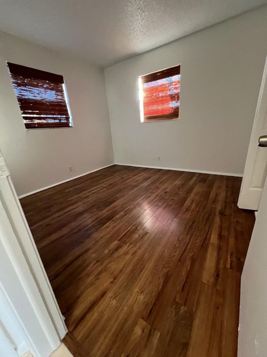 En Renta: $1,900 (2 camas, 1 baños, 800 Pies cuadrados)