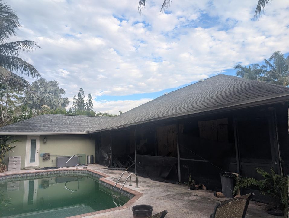 На продажу: $795,000 (4 спален, 2 ванн, 2477 Квадратных фут)