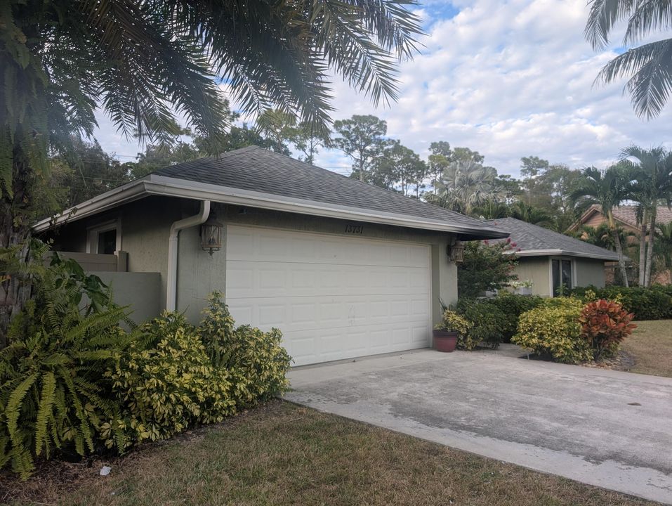 На продажу: $795,000 (4 спален, 2 ванн, 2477 Квадратных фут)