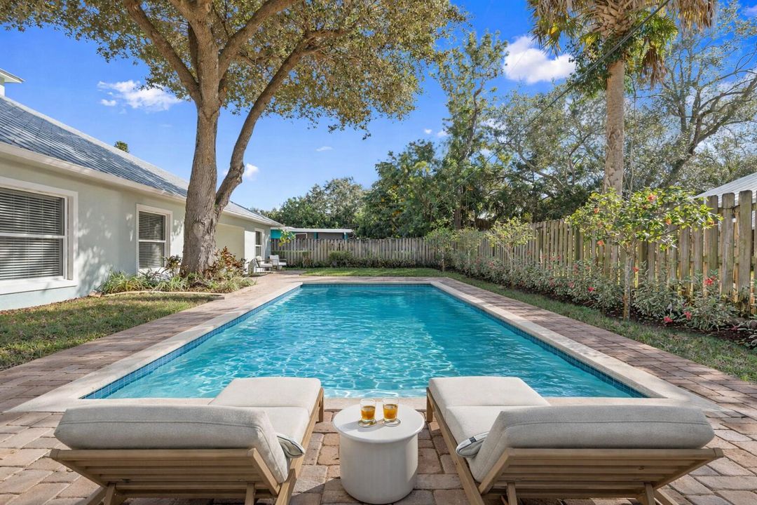 En Venta: $789,000 (4 camas, 3 baños, 2235 Pies cuadrados)