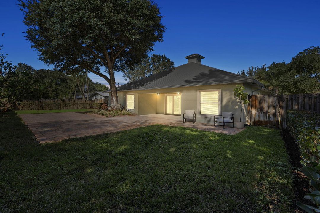 En Venta: $789,000 (4 camas, 3 baños, 2235 Pies cuadrados)