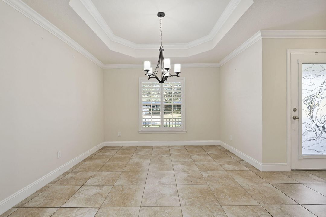 En Venta: $789,000 (4 camas, 3 baños, 2235 Pies cuadrados)