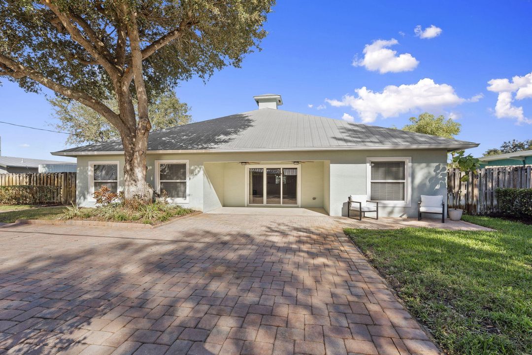 En Venta: $789,000 (4 camas, 3 baños, 2235 Pies cuadrados)