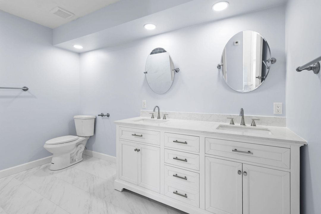 待售: $285,000 (2 贝兹, 2 浴室, 1384 平方英尺)