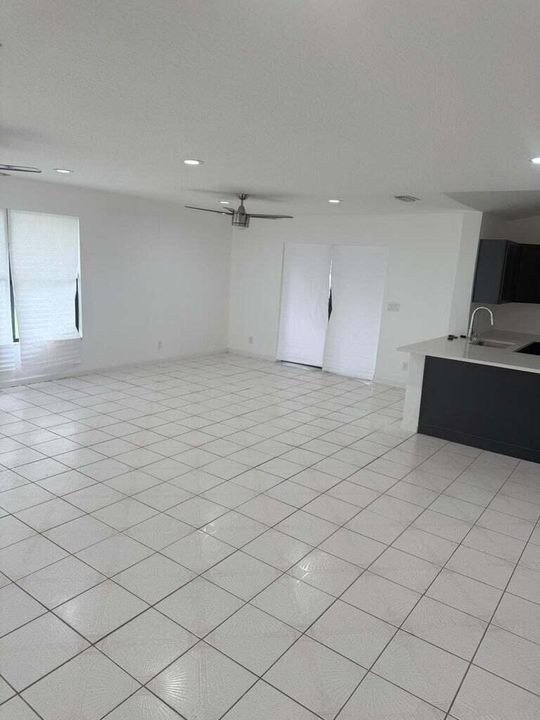 En Venta: $550,000 (3 camas, 2 baños, 1779 Pies cuadrados)