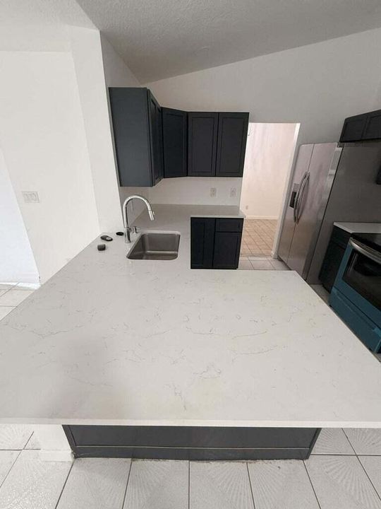 En Venta: $550,000 (3 camas, 2 baños, 1779 Pies cuadrados)