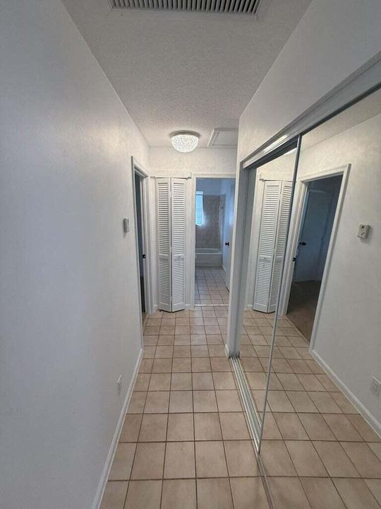 En Venta: $550,000 (3 camas, 2 baños, 1779 Pies cuadrados)