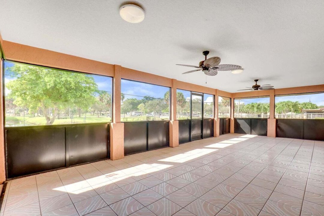 En Venta: $550,000 (3 camas, 2 baños, 1779 Pies cuadrados)