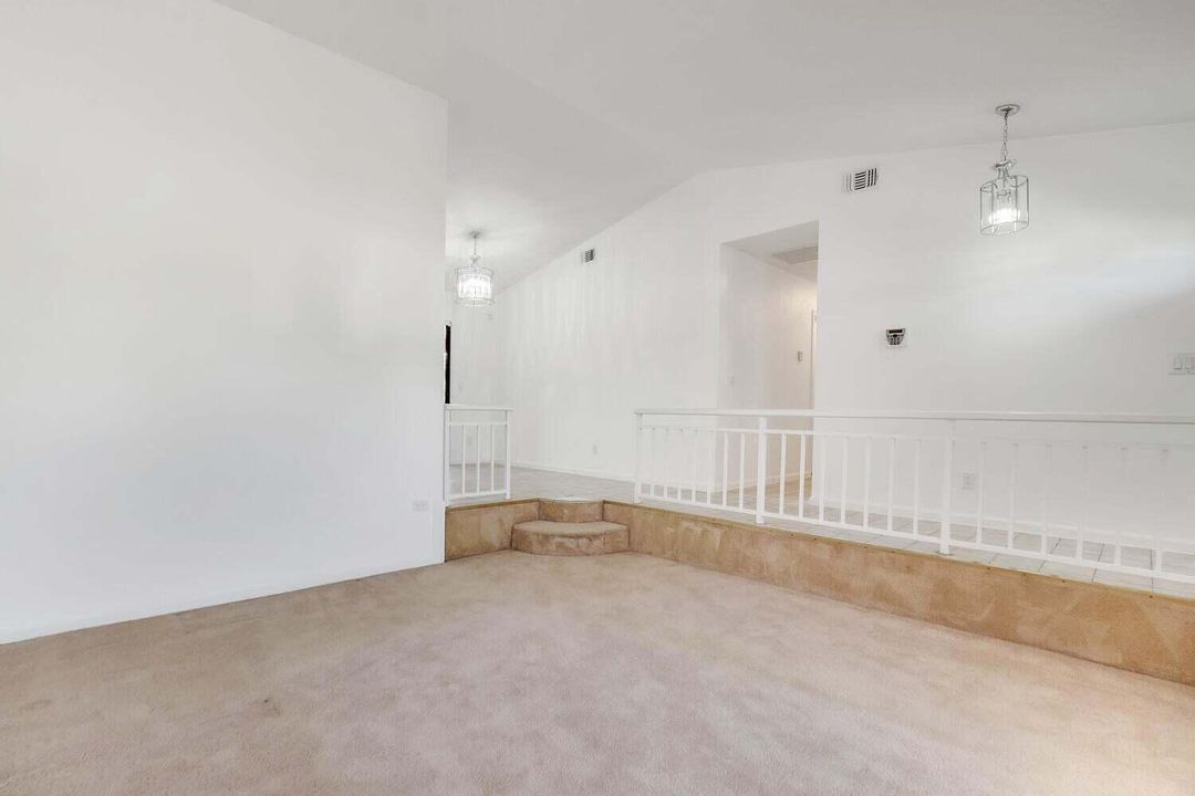 En Venta: $550,000 (3 camas, 2 baños, 1779 Pies cuadrados)