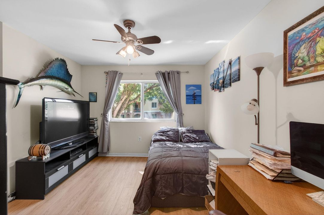 待售: $355,000 (2 贝兹, 2 浴室, 1188 平方英尺)