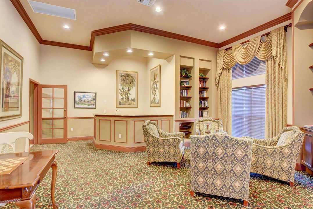 待售: $355,000 (2 贝兹, 2 浴室, 1188 平方英尺)