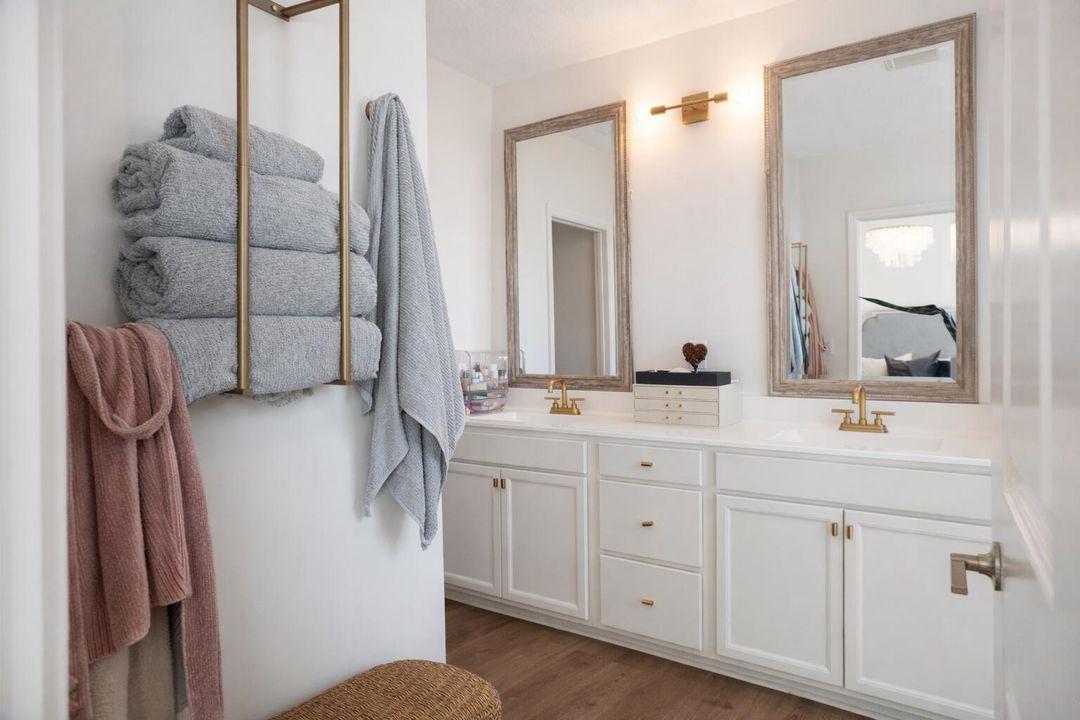 For Sale: $511,000 (2 beds, 2 baths, 1494 Square Feet)