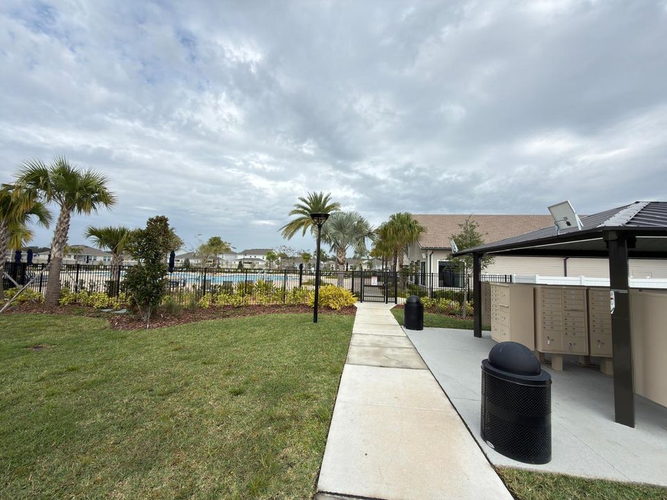 For Sale: $380,000 (3 beds, 2 baths, 1432 Square Feet)