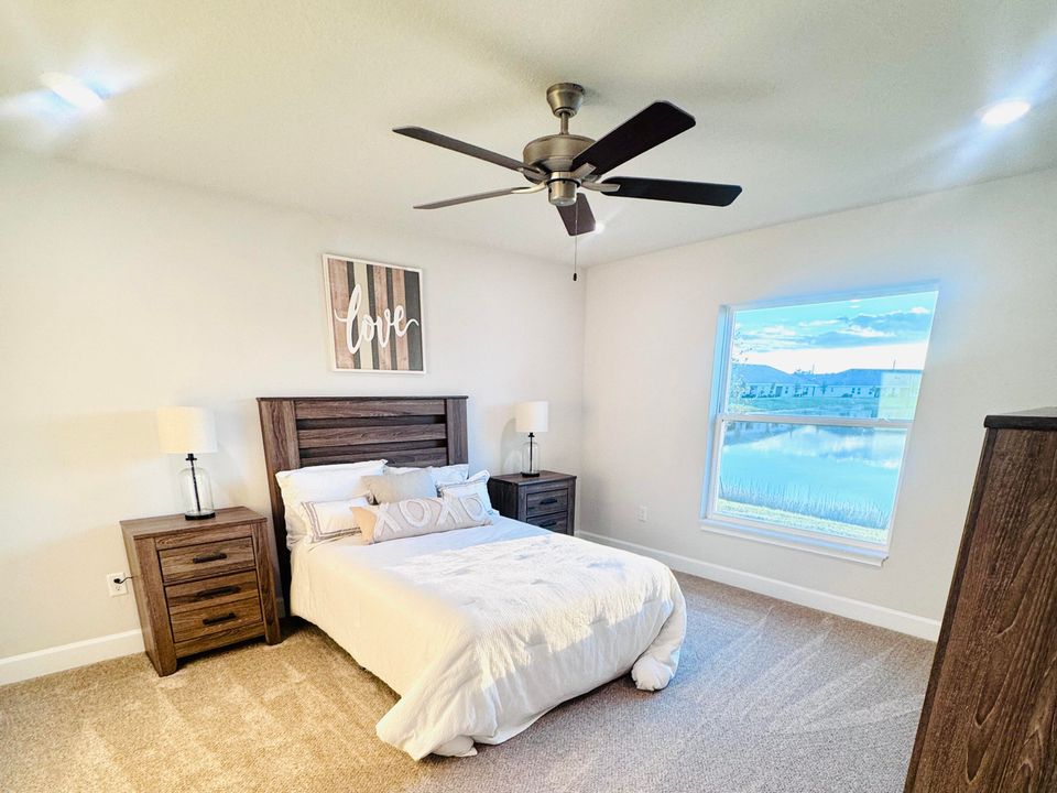 For Sale: $329,300 (3 beds, 2 baths, 1509 Square Feet)