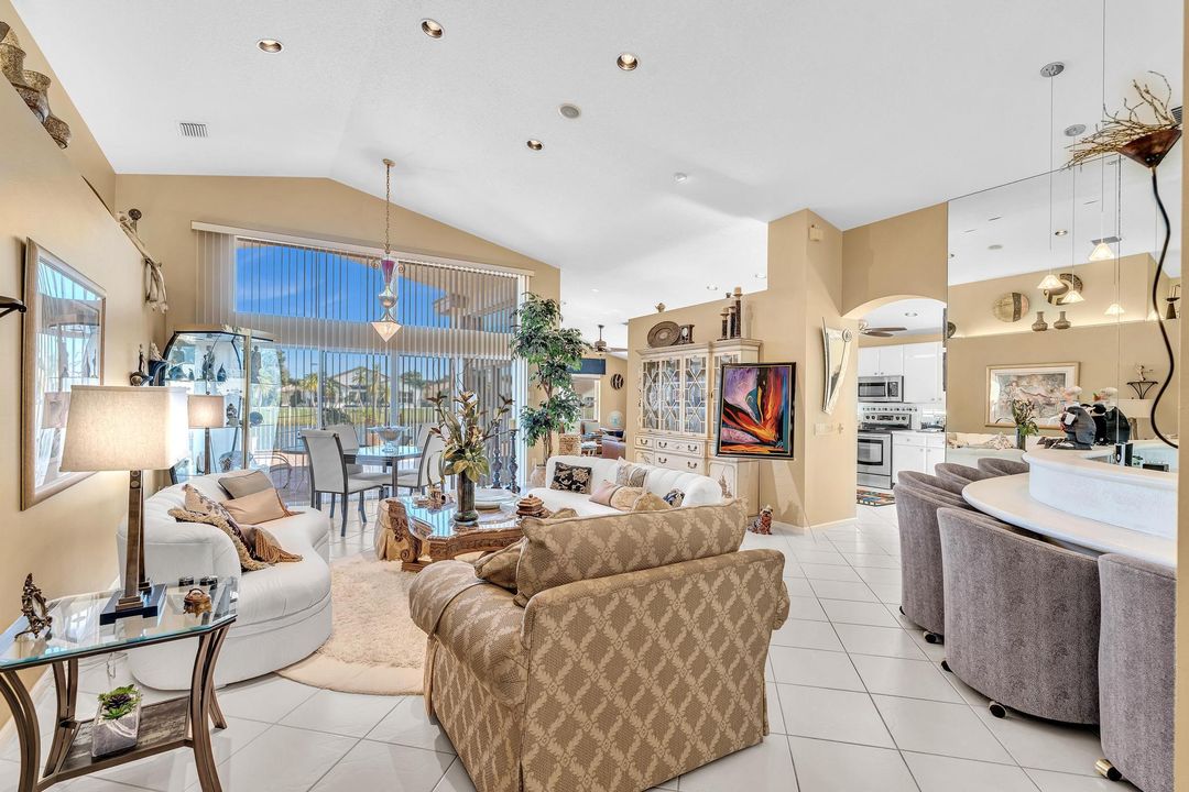 На продажу: $639,000 (3 спален, 2 ванн, 2327 Квадратных фут)