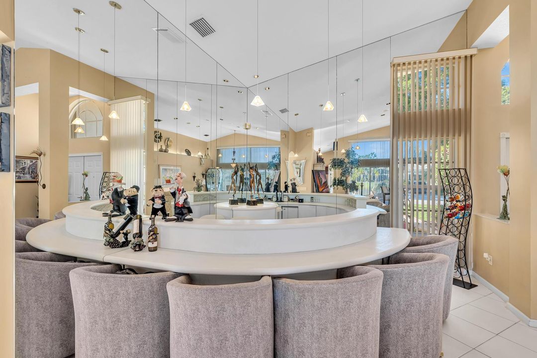 На продажу: $639,000 (3 спален, 2 ванн, 2327 Квадратных фут)