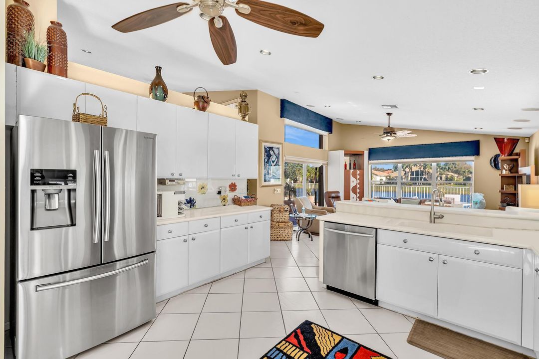 На продажу: $639,000 (3 спален, 2 ванн, 2327 Квадратных фут)