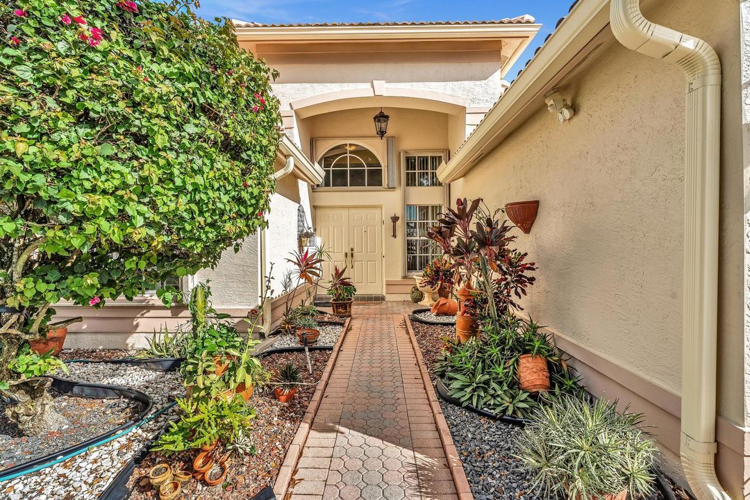 На продажу: $639,000 (3 спален, 2 ванн, 2327 Квадратных фут)