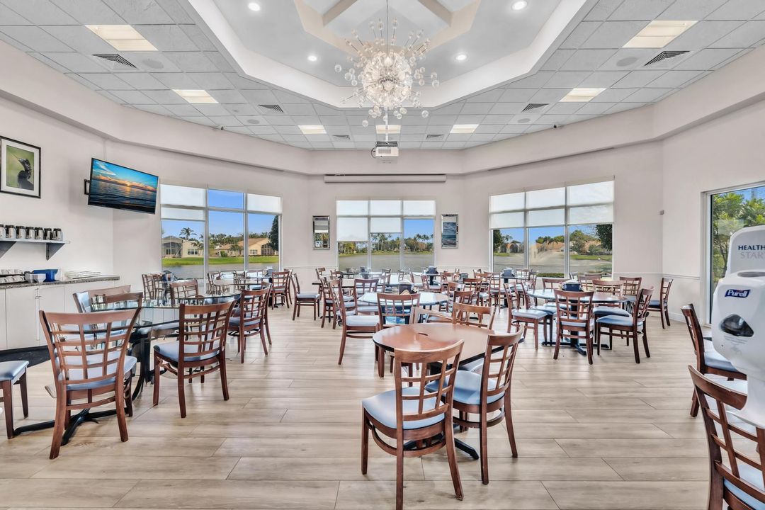 На продажу: $639,000 (3 спален, 2 ванн, 2327 Квадратных фут)