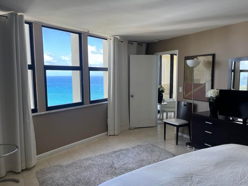 出租: $5,500 (2 贝兹, 2 浴室, 1219 平方英尺)