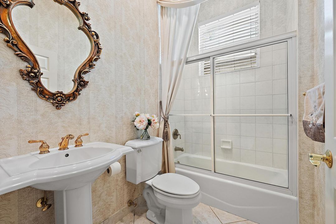 待售: $1,100,000 (3 贝兹, 3 浴室, 2297 平方英尺)