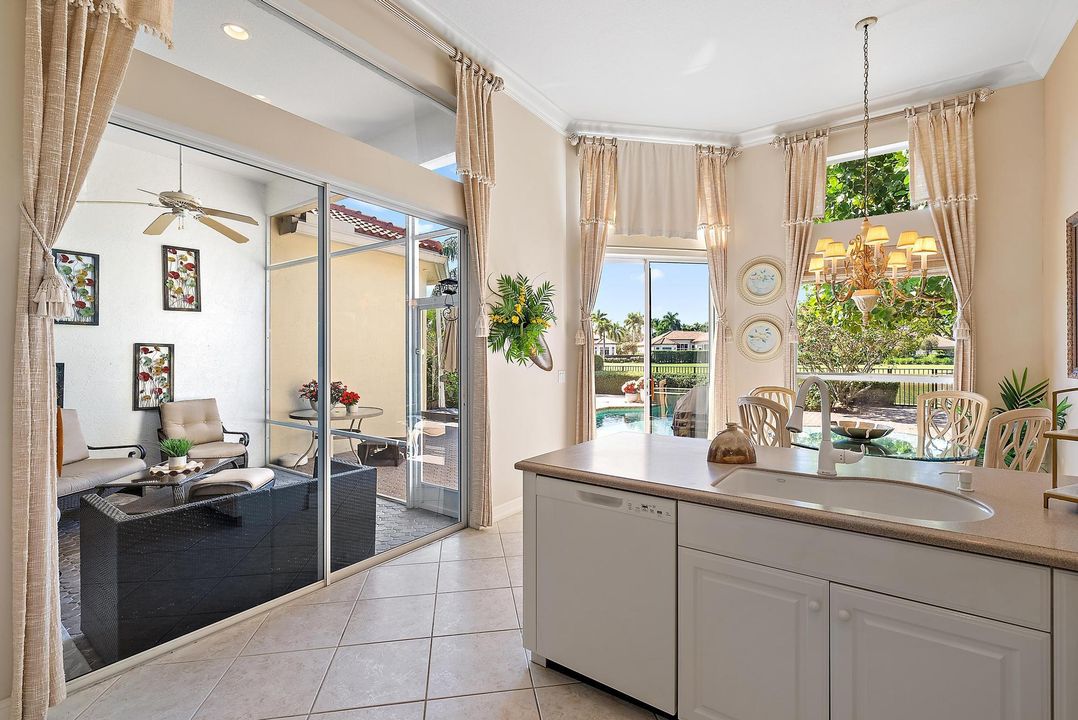 待售: $1,100,000 (3 贝兹, 3 浴室, 2297 平方英尺)