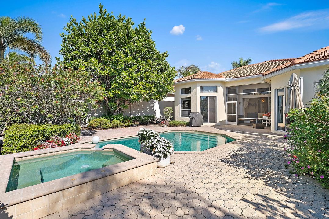 待售: $1,100,000 (3 贝兹, 3 浴室, 2297 平方英尺)