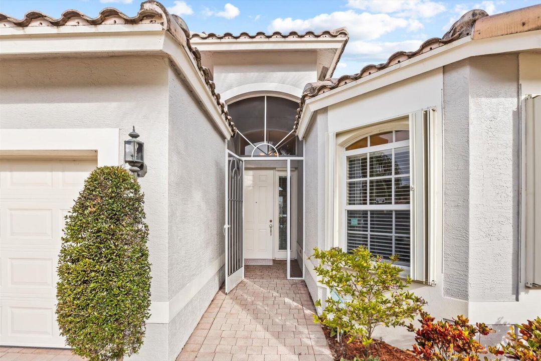 待售: $349,000 (3 贝兹, 2 浴室, 1711 平方英尺)