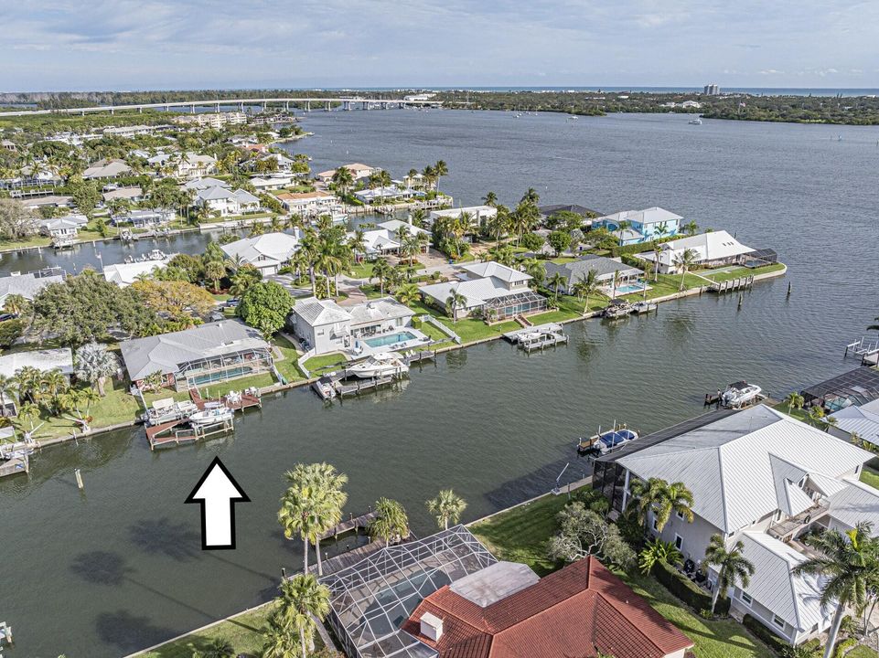 待售: $1,800,000 (3 贝兹, 2 浴室, 2258 平方英尺)