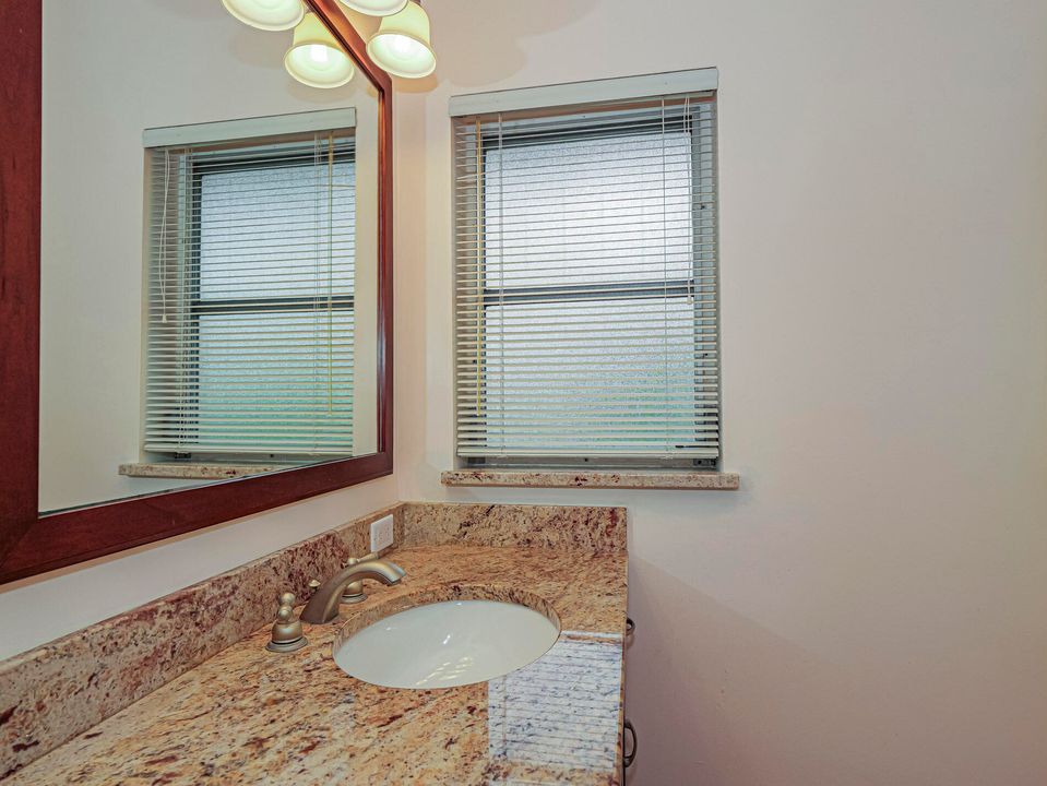 待售: $1,800,000 (3 贝兹, 2 浴室, 2258 平方英尺)