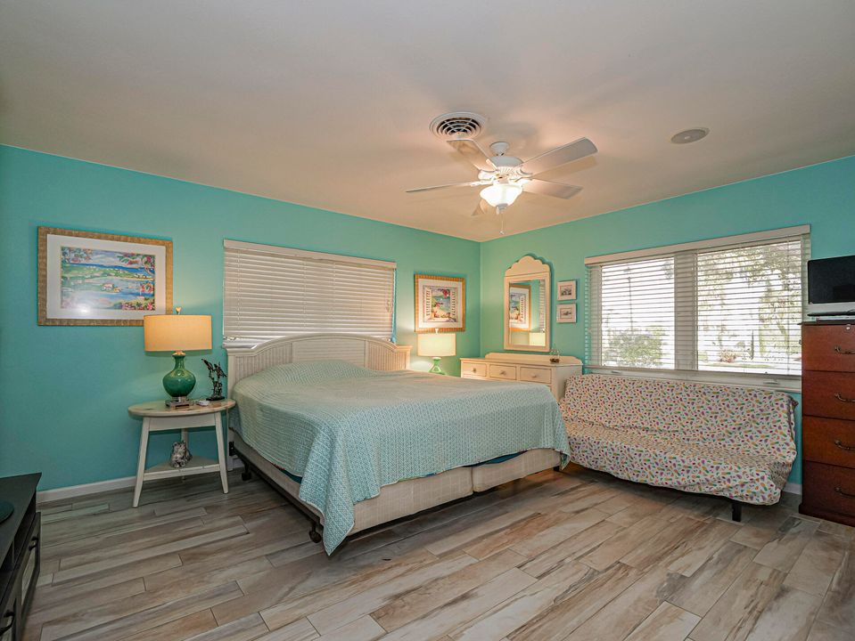 待售: $1,800,000 (3 贝兹, 2 浴室, 2258 平方英尺)