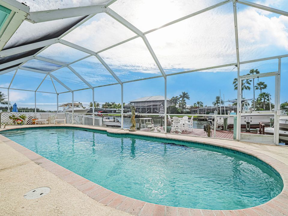 待售: $1,800,000 (3 贝兹, 2 浴室, 2258 平方英尺)