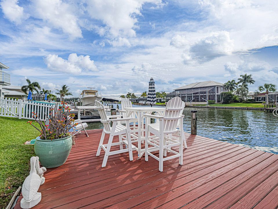 待售: $1,800,000 (3 贝兹, 2 浴室, 2258 平方英尺)