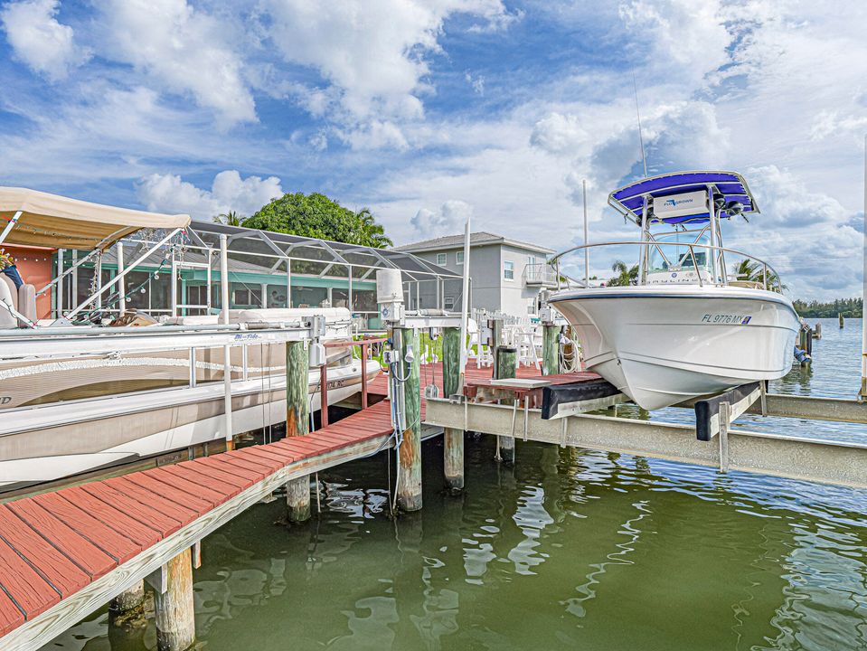 待售: $1,800,000 (3 贝兹, 2 浴室, 2258 平方英尺)