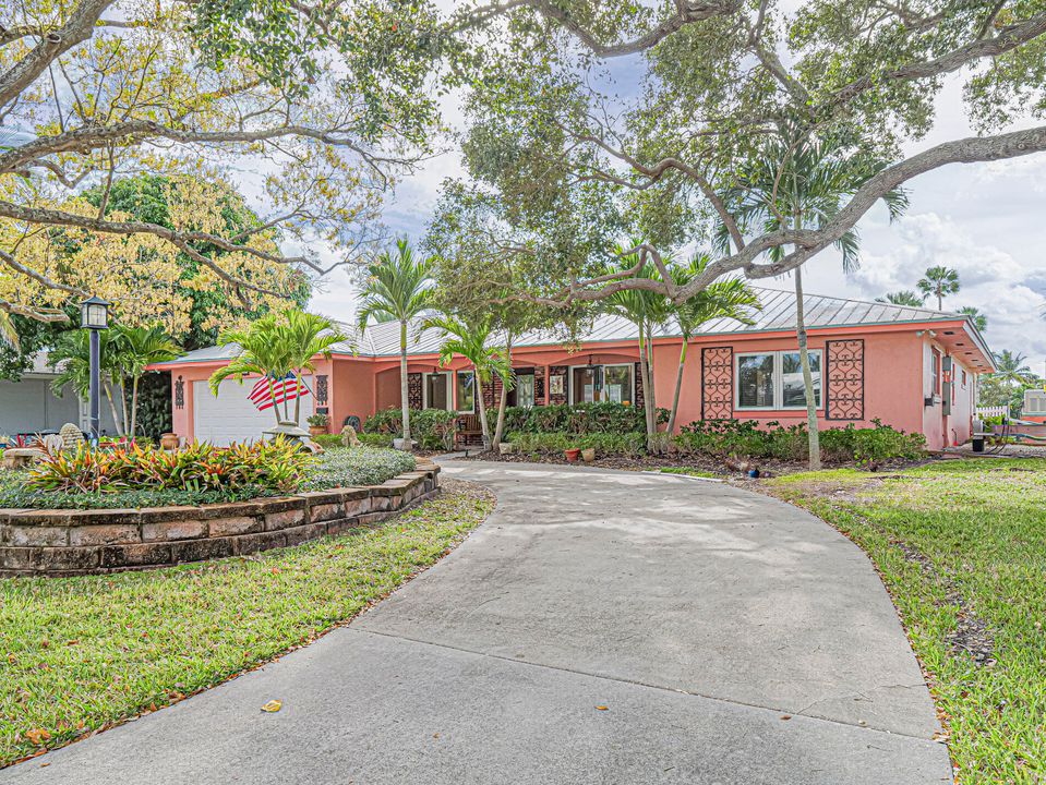 待售: $1,800,000 (3 贝兹, 2 浴室, 2258 平方英尺)