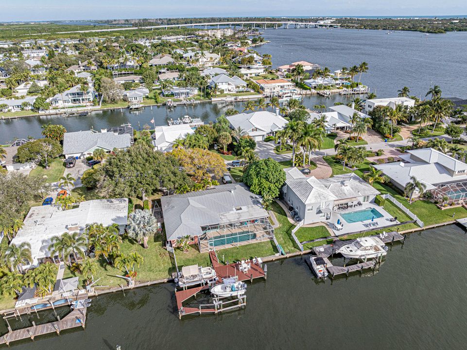 待售: $1,800,000 (3 贝兹, 2 浴室, 2258 平方英尺)