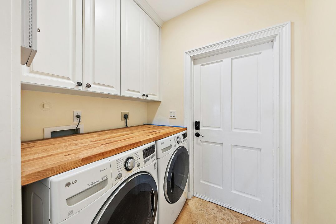 В аренду: $9,800 (4 спален, 2 ванн, 2544 Квадратных фут)