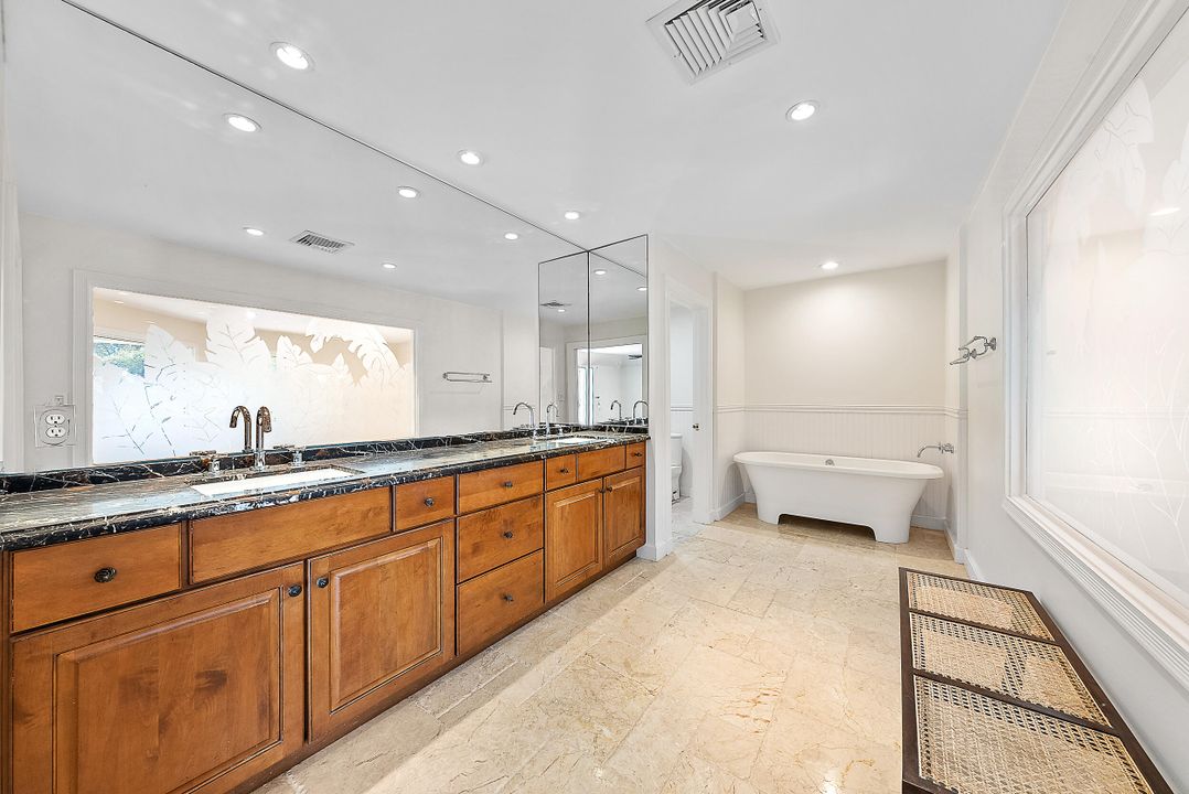 В аренду: $9,800 (4 спален, 2 ванн, 2544 Квадратных фут)