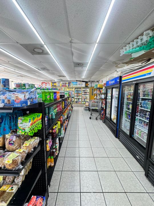 待售: $475,000 (0 贝兹, 0 浴室, 2485 平方英尺)