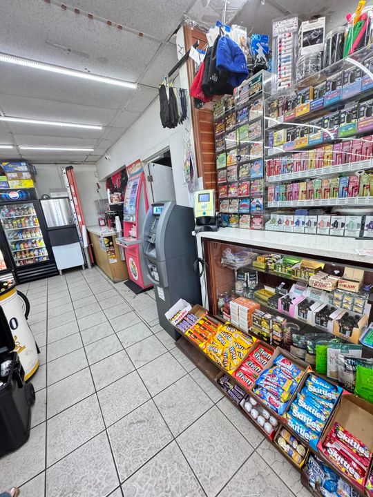 待售: $475,000 (0 贝兹, 0 浴室, 2485 平方英尺)