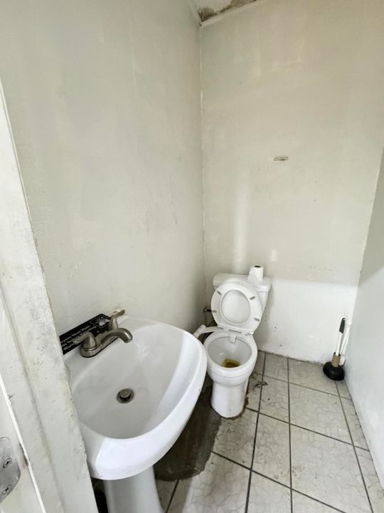 待售: $475,000 (0 贝兹, 0 浴室, 2485 平方英尺)