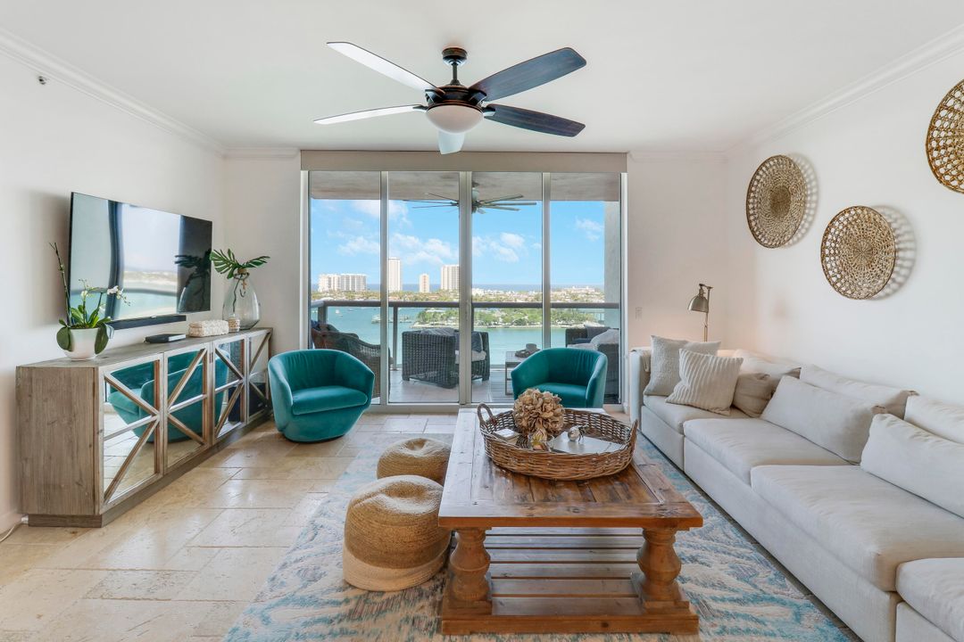 На продажу: $725,000 (3 спален, 3 ванн, 1710 Квадратных фут)