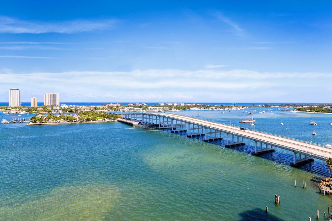 На продажу: $725,000 (3 спален, 3 ванн, 1710 Квадратных фут)