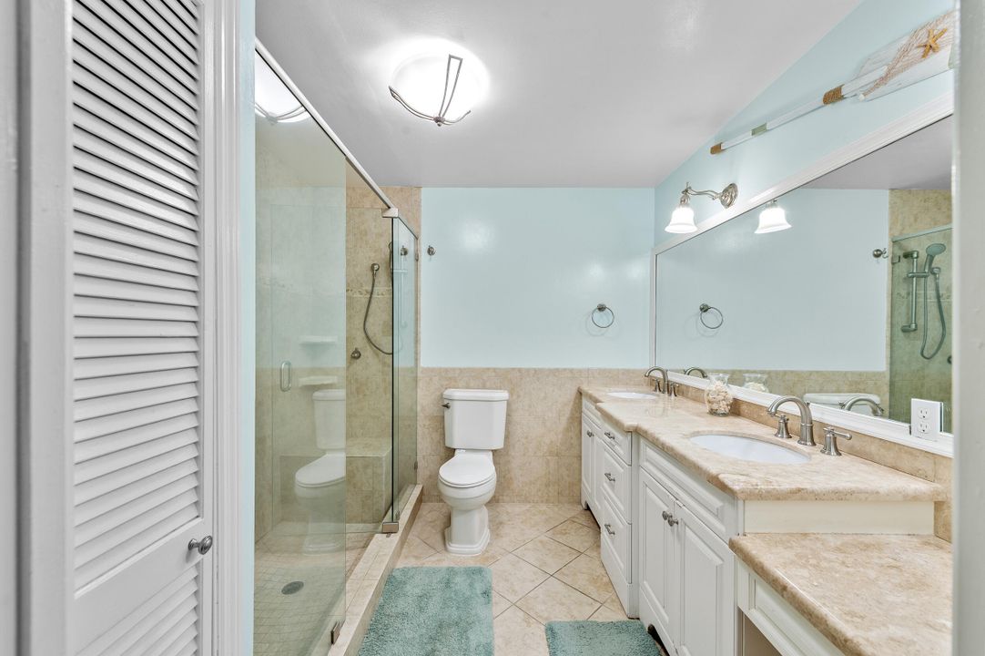 Под контрактом: $775,000 (3 спален, 3 ванн, 2450 Квадратных фут)