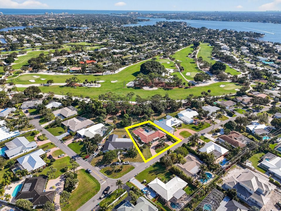 待售: $1,498,000 (3 贝兹, 3 浴室, 2167 平方英尺)