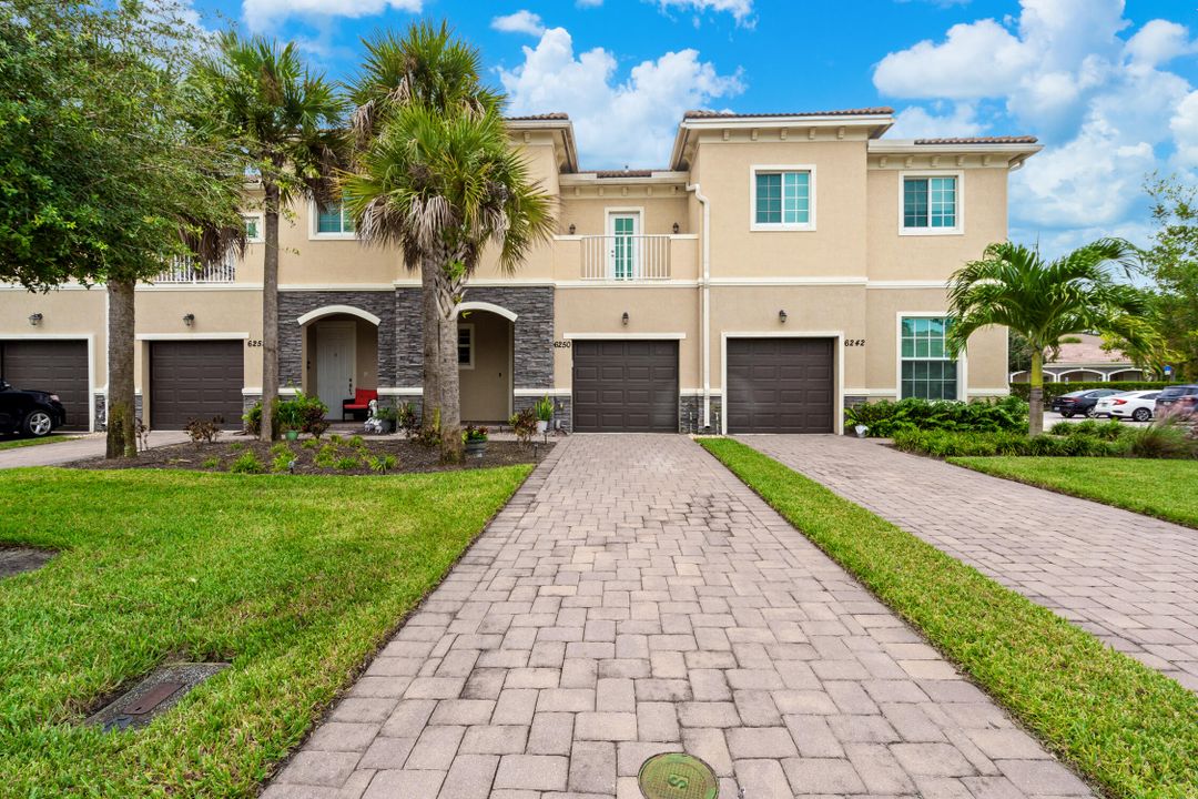 出租: $2,850 (3 贝兹, 2 浴室, 1770 平方英尺)